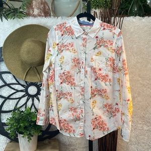 ST JOHNS BAY FLORAL LONG SLEEVE BUTTON DOWN